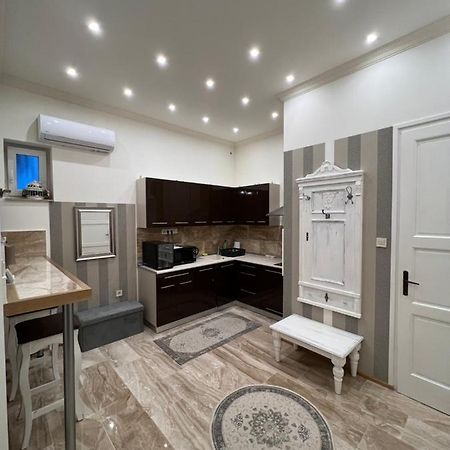 Kalitka Apartman エゲル エクステリア 写真