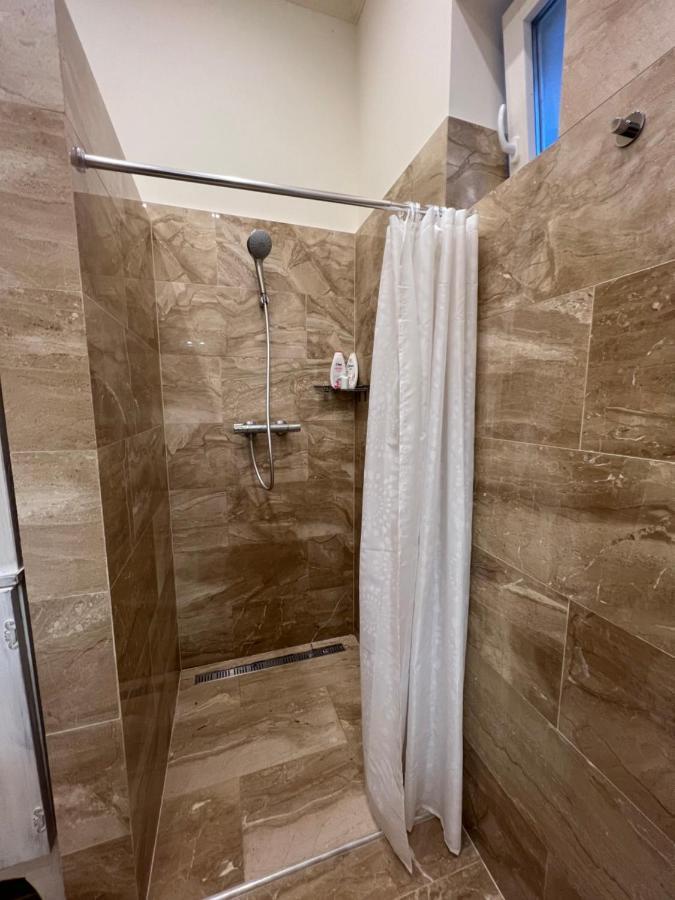 Kalitka Apartman エゲル エクステリア 写真